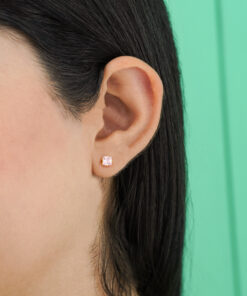 Aretes circonia cuadrada rosa en oro laminado 18K Piangere delicados