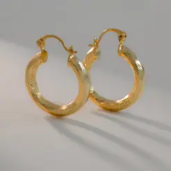 Aretes for love en oro laminado 18K Piangere romanticos