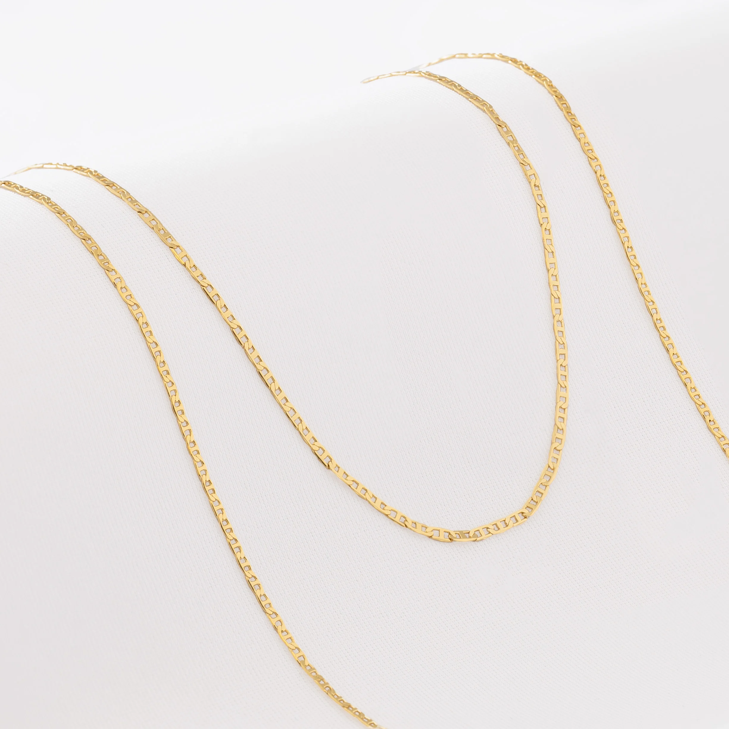 Cadena escalera 40cm en oro laminado 18K Piangere elegante