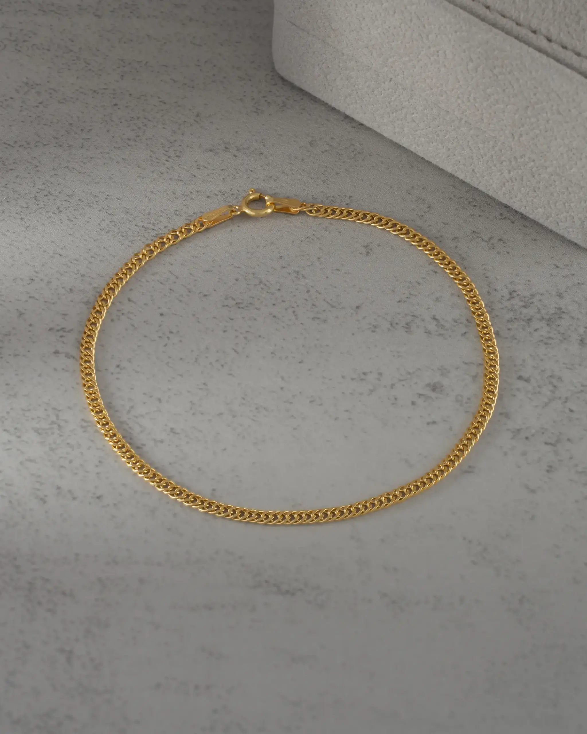 Pulsera Cubana Continua IT 2.3 mm 19 Cms Piangere